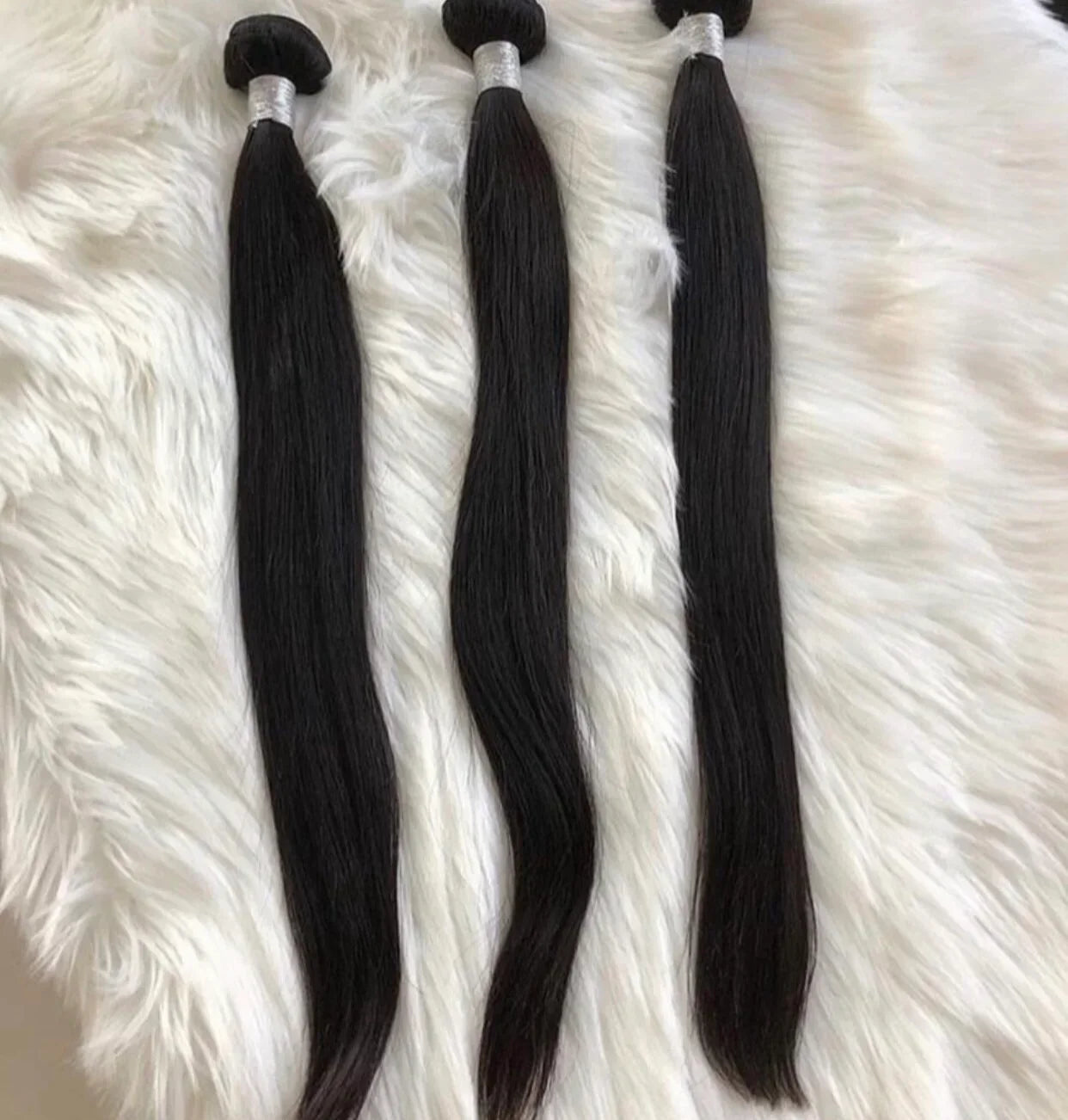 ￼Hair Extensions “Straight”